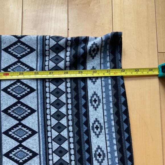 STYLE FAX Dress Medium - Picture 8 of 8